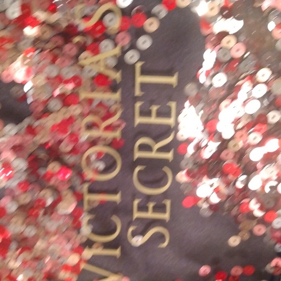 Victoria Secret black sequin tote bag+ Victoria Secret black sequin wristlet bag - Picture 17 of 17